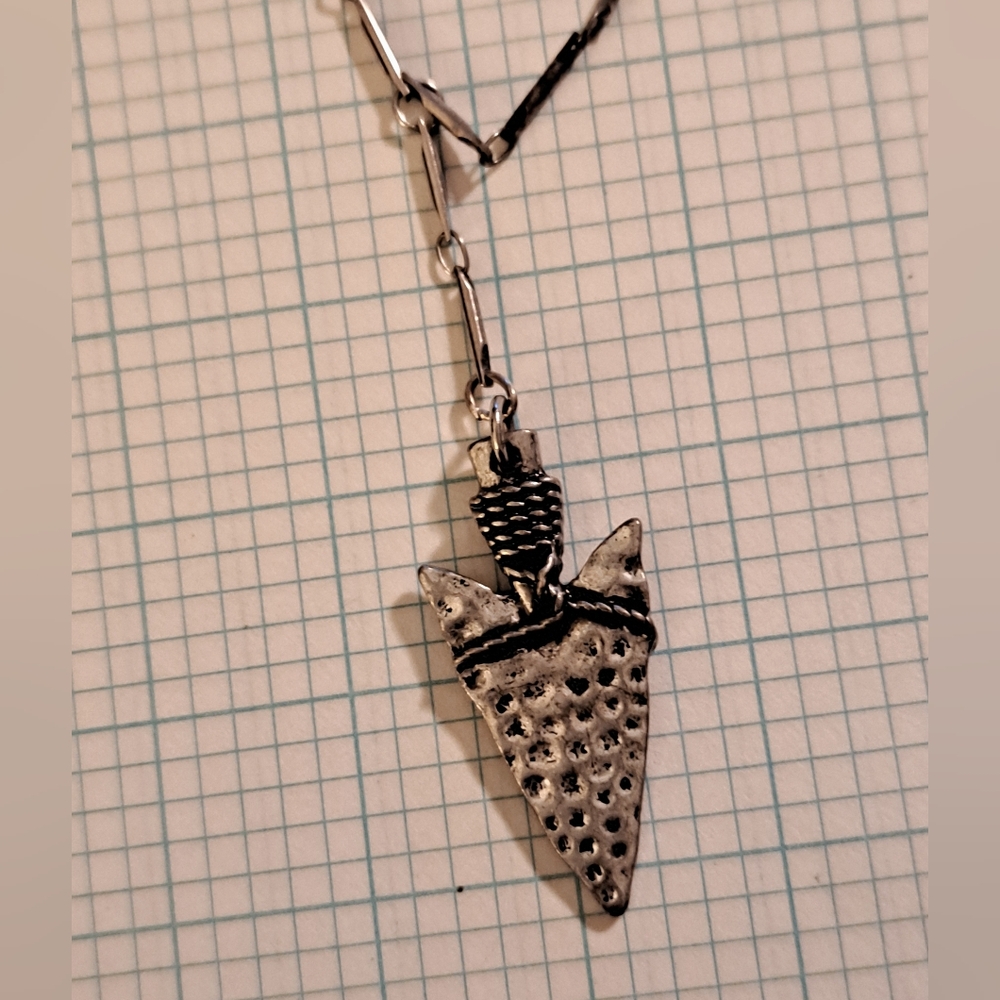 Silver Arrowhead Pendant Necklace